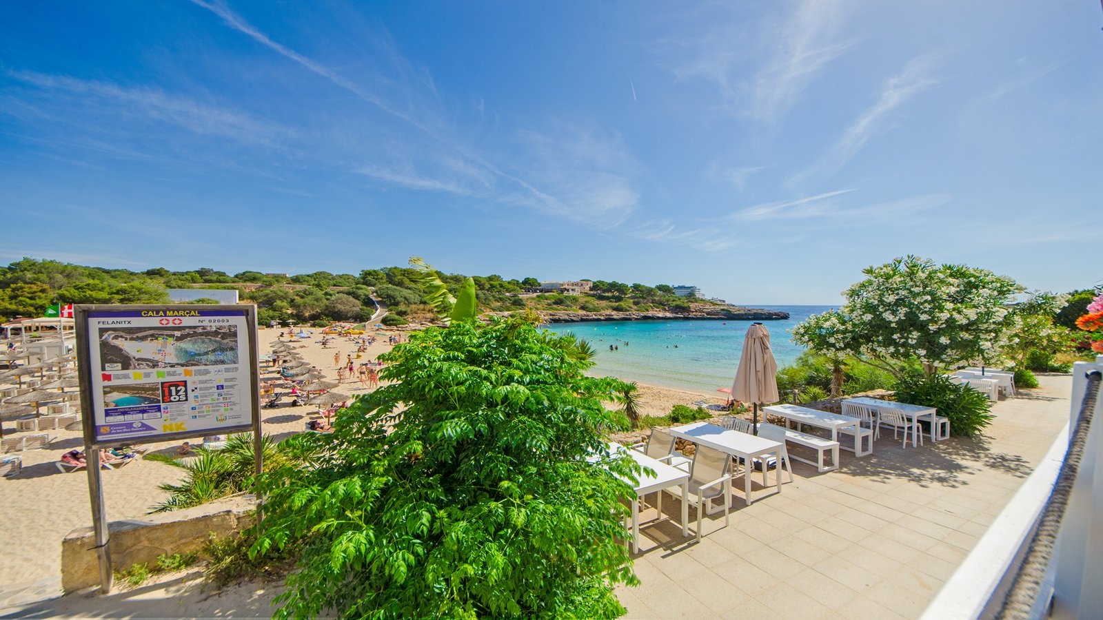 Vistas a la playa de Cala Marçal desde la terraza